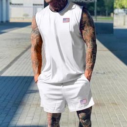 Casual Sleeveless O Neck Tank Tops And Shorts Men Two Piece Set Summer Fashion Loose Vest Mens Suits Sports Fitness Outfits 240328