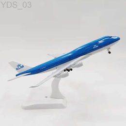 Aircraft Modle 20CM B747 KLM Airlines Aeroplanes Plane Aircraft Alloy Replica Model Toy With Landing Gear Toys For Collections YQ240401