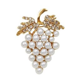 Pins Brooches Korean Version Fashion Red Crystal Grape Pearl Brooch For Women Alloy Diamond Brooches Pin Clothing Jewelry Accessories Dhycz