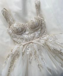 2022 Projektantki koronkowe suknie ślubne z kości słoniowej A linia kwadratowe paski na szyję zamiataj pociąg ślubny suknie ślubne vestido de novia
