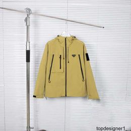 Designer PU Pu Jia Correct Version High Quality 24ss Spring Hooded Coat Classic Metal Triangle Casual Couple Style LW49