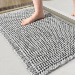 Bath Mats Waffle Mat Washable Bathroom Rug With Tassels Non-slip Absorbent Floor