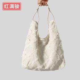 New tassel cotton and linen canvas bag, women's artistic style shoulder bag, large capacity vintage handbag 240402