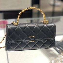 Big brand new shoulder handbag leather chain handbag Caviar rhombus rectangular bag Delicate metal carry-on bag Women's designer bag Luxury crossbody bag