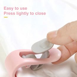 1-12 Pcs/set Non-slip Duvet Quilt Blanket Clips Plastic Blankets Fastener Clip Non-slip Bed Cover Duvet Sheet Fixer High Quality