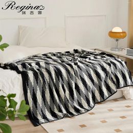 Blankets REGINA Brand Pixel Style Plaid Blanket Elegant Home Decor Three Colour Jacquard Knitted Throw Soft Cosy Cotton