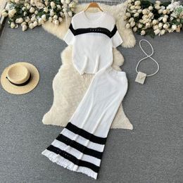 Work Dresses 2024 Summer European Knitted Colour Contrast Suit Two Piece Set Women Fashion Cut-out Short Sleeve Top Fishtail Skirt Sets