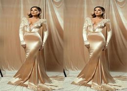 Champagne Gold 2021 Evening Dresses Sheath Crystal Beading Long Sleeves V Neck Elastic Silk like Satin Formal Long Prom Gowns Mode3771145