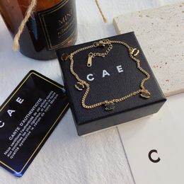 Butikowe stalowe kostki zaprojektowane dla kobiet łańcuch prezentów Ankiets Nowy romantyczna biżuteria biżuteria moda luksusowe urok łańcucha kostek z pudełkiem
