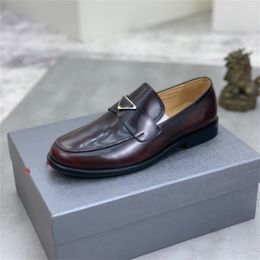 Italian New Listing Men Luxury Leather Shoes Man Flat Classic Men Designer Dress Shoes Leather Italian Formal Oxford Plus Size 38-45