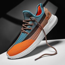 Boots 2022 New Men's Light Sports Shoes Fashion Casual Sneaker Mesh Fly Woven Breathable Summer Cool Tennis Brazil