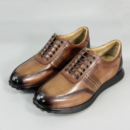 Uomini cowhide s e strato di testa autunno inverno piedi affari larghi sola sola leggera comoda cuoio sport sport scarpe casual una parte delle porte spesso a zappe