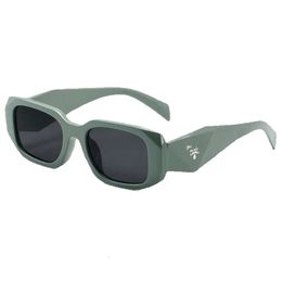 Мужчины Женщины Дизайнерские солнцезащитные очки Модные классические очки Goggle Открытый пляж Солнцезащитные очки для мужчин и женщин 11 цветов Дополнительная треугольная подпись