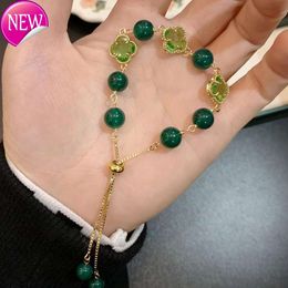 vans clover bracelet Luxury Designer Clover Bracelet Fashion Women's Green Agate and Chalcedony Pull Bracelet Gift