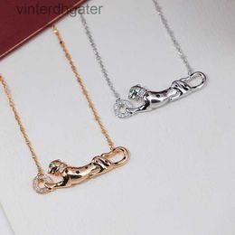 Top Luxury Fine 1to1 Original Designer Necklace for Women Carter Seiko Leopard Necklace Womens Smooth Trend Full Diamond Celtic Designer Pendant Necklace