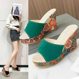 Slippers New Summer Womens Sandals Open Toe Womens High Heels Thick Sole Casual Wedge Shoes Retro Ethnic Style Printing Slide J240402
