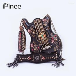 BAG IPINEE排他的な手作りギター型チェーン女性のナショナルスタイルの絶妙なビーズ財布タッセルハンドバッグ
