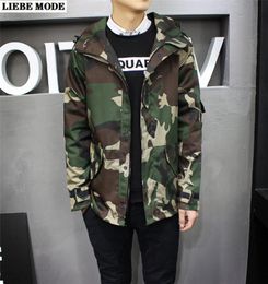 Men Streetwear Camouflage Hooded Jackets Coats Korean Style Men039s Camo Cargo Trench Spring Autumn Bomber Windbreaker Plus Siz7816040