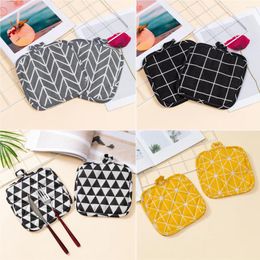 Table Mats 1Pcs Potholder Placemat Cotton Pot Pad For Kitchen Rag Cooking Oven Bake Protecti Mat Thick Thermal Insulation Cover
