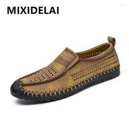 Casual Shoes Outdoor Men's Summer Light Sneakers Men Walking Breathable Flat Loafers Plus Size Zapatillas Hombre