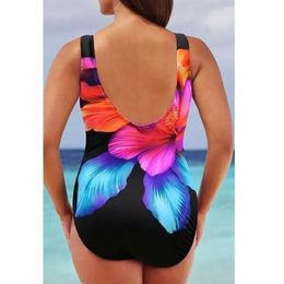 Sexy OnePiece Large Swimsuits Bodysuit Closed Plus Size Swimwear Female Bathing Suit For Pool Beachwear Womens Swimming 240402