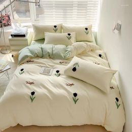 Bedding Sets Four-Piece Cotton Household Washed Flower Embroidery Cover Bed Sheet Double-Sided Colour Matching Four Seasons Universal