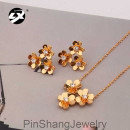Korean version of personalized three flower necklace with bare body and casual matching of small and fresh temperament womens earring set S925 earrings