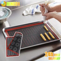Baking Tools Silicone Macaron Mat For Bake Pans Macaroon Pastry Cookie Making Professional Grade Nonstick Perforated
