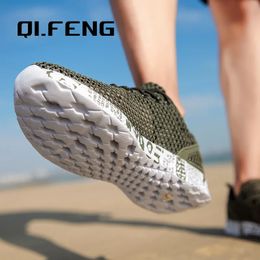 Men Aqua Shoes Summer Breathable Trekking Wading Beach Shoes Quick Drying Outdoor Fishing Wading Shoes Male Water Sneakers Light 240402