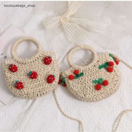 Dinner Bag Wholesale Retail Strawberry Grass Weaving Bag Cherry Handheld Vine