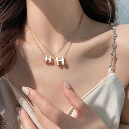 Fashion Classic New Letter H Halskette Frauen vielseitige Kragenkette Licht Luxus klein und beliebt 1 bis 1