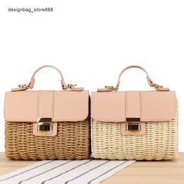Dinner Package New Wholesale Retail Grass Woven Bag Fashionable Small Style Beach Handbag