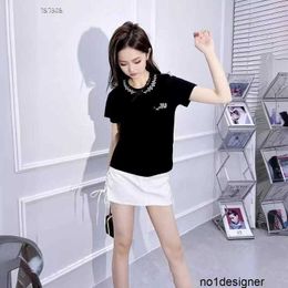 Designer Miu Family 2024 Early Spring New Round Neck Bead Bow Top Letter Bead Solid Short sleeved T-shirt for Women V1SI