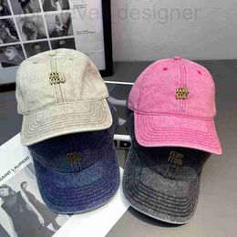 Ball Caps designer 2024 New Washed Old Cowboy Baseball Hat Women's Soft Top Curved Eaves Personalized Duck Tongue Men's Outdoor Fashion WYDJ