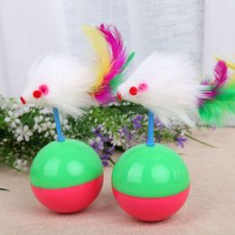 Fengpei Pet Products Factory Direct Tumbler Fun Cat Toy Feather Mouse Swinging Cat Toy Wholesale