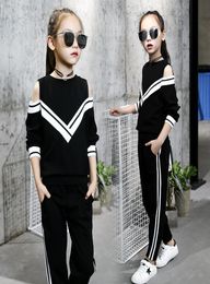 2019 Fashion Big Girls Sports Suits Off Shoulder Black White Clothing Set for Teenage Spring Autumn Tracksuit Kids Sportswear SH11120053