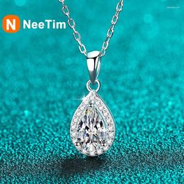 Pendants NeeTim Pear Cut Moissanite Necklace Pendant S925 Sterling Silver Party Wedding Dimond Gem Necklaces For Women With Certificate