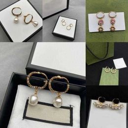 Designers 18K Gold Plated Classics Women Letters Stud Geometric Famous Brand Round Crystal Rhinestone Pearl Earring Wedding Jewerl253B