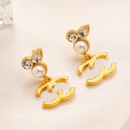 Luxury Earrings 18K Gold Plated Designer Earrings Letter Pearl Earring Woman Wedding Jewellery Gift