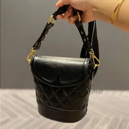Bucket Bags Designer Women Shoulder Bags Mini Classic Handbags Quilted Flap Crossbody Cowhide Trendy Top Quality Genuine Leather Bag Diamond