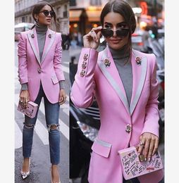 Fashion 2019 Spring Runway Designer Pink Jacket Women Long Sleeve Floral Lining Rose Buttons Outer Coat Jacket Clothes9601093