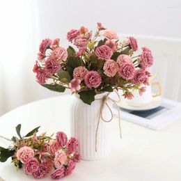 Decorative Flowers Artificial Bouquet Small Handful Retro Home Dining Table Wedding Decoration Carnation