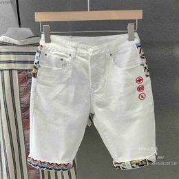 Men's Jeans Korean style luxury summer denim shorts with white embroidery mens designer casual straight fashion denim Harajuku shortsL2404