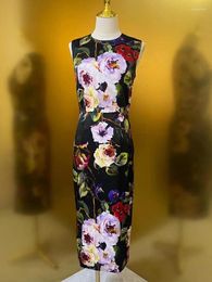 Casual Dresses 2024 Latest Design Black Pink Rose Print Silk Slit Sleeveless Hip Dress