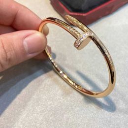 Carts bracelet A simple pure silver plated 18k rose gold for both men and women in the same style as a celebrity different colors with wide thin half diamond free couple