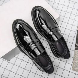 Casual Shoes Spring Loafer Business Leather Mens Fashion Dress Classic Formal Oxford For Men Elegantes Gents