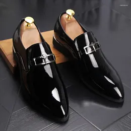 Dress Shoes Luxury Designer Pointed Toe Metal Button Casual Flats Homecoming Wedding Party Prom Oxfords Zapatos Hombre