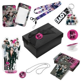 Necklaces Kpop Stray Kids Maxident Gift Box Set with Lomo Card Keychain Lanyard Pendant Necklace Acrylic Stand Fans Gift Collection