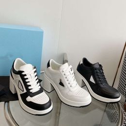 2024 New Single Niche Casual Leather Shoes Black and High Thick Heels, Women's Height Increasing Small White Shoe Trend