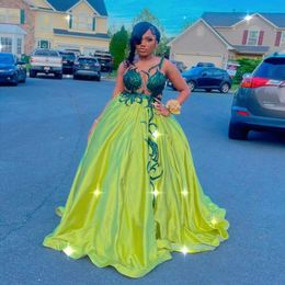 Green Prom Dress 2024 Satin Sequined Appliques Sheer Neck Sleeveless Graduation Party Gown Birthday Ball Gowns Vestidos De Gala